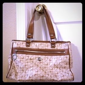Coach shoulder bag